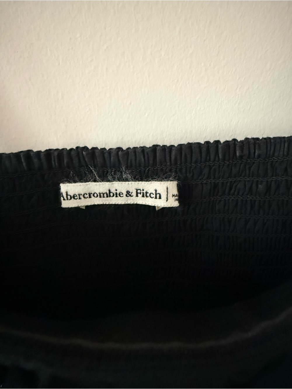 A&F Black and Cream Spaghetti Strap Peplum Top - Picture 4 of 4
